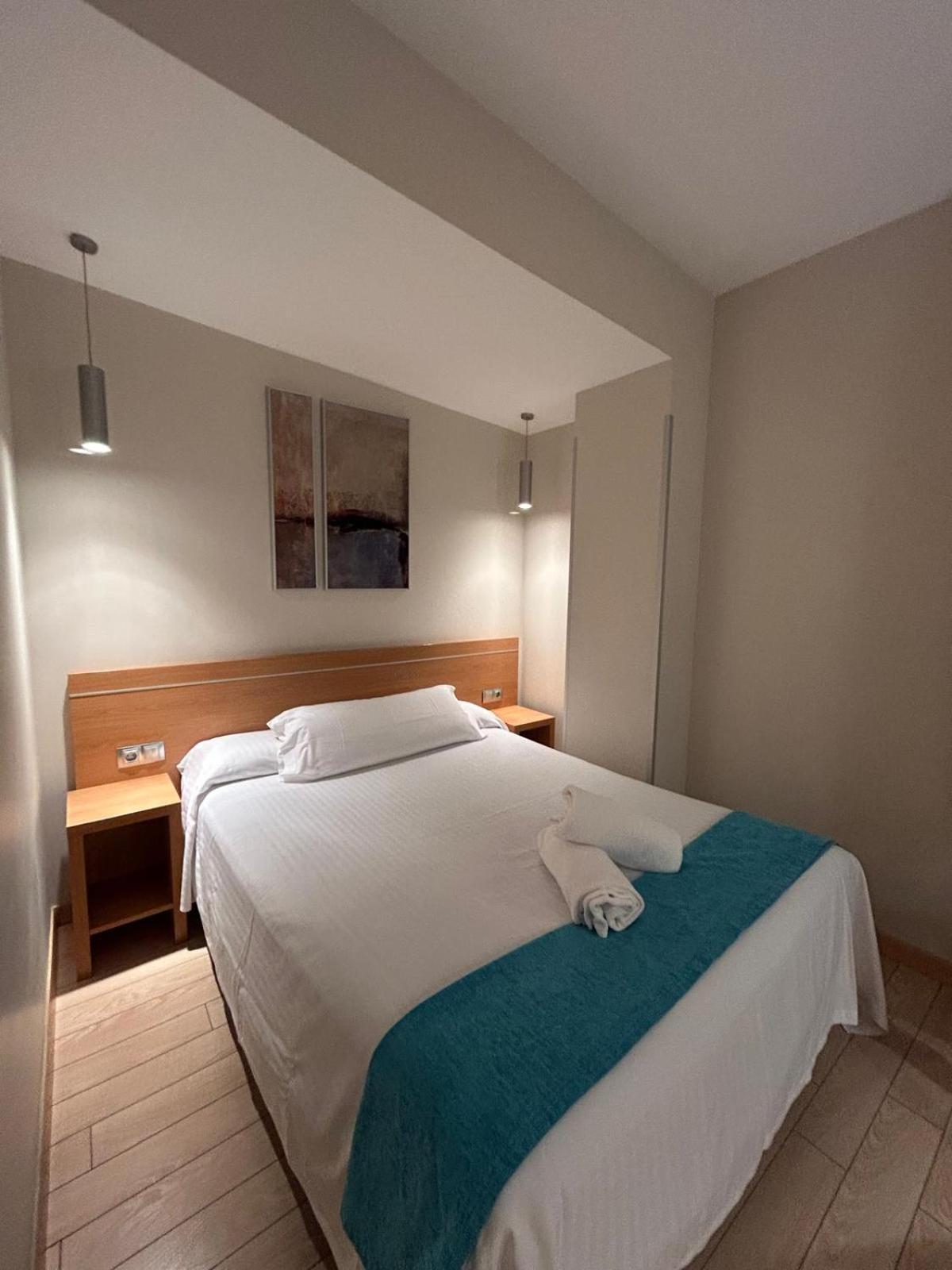 Hostal Aralar Aizoáin Exterior foto